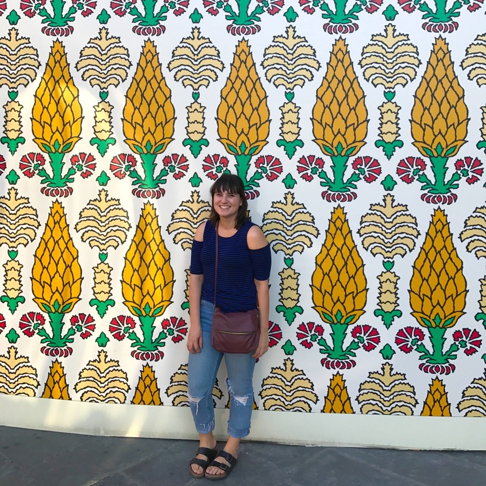 Meet your Posher, Ana